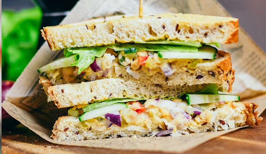 Where to grab a bite of lunch near our Mayfair Clinic